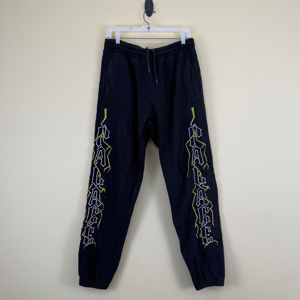 Palace Hesh Mit Fresh Joggers Sweatpants in Black/Yellow Size XL 100% Authentic